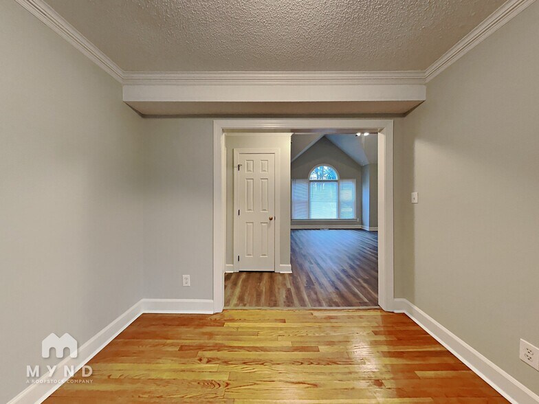 Building Photo - 4648 Forest Highland Dr