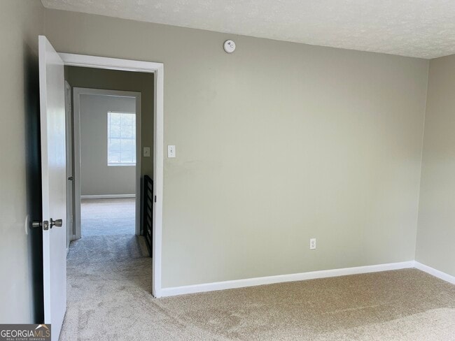 Building Photo - 513 Toombs St