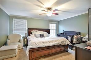 Building Photo - 941 Montclair Dr