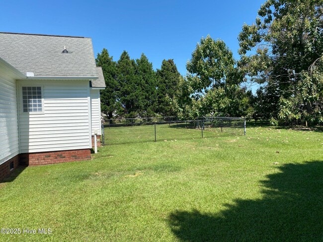 Building Photo - 1149 Stone Creek Dr