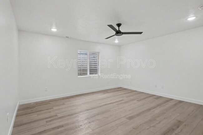 Building Photo - 4152 E Bonne Vista Dr