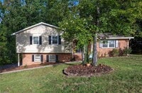 Building Photo - 1010 Damon Dr