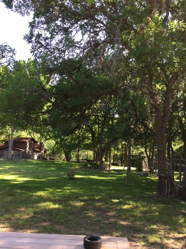 Building Photo - 710 Whippoorwill Dr