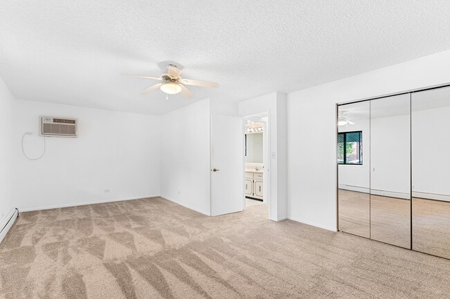 Building Photo - 15128 Quail Hollow Dr