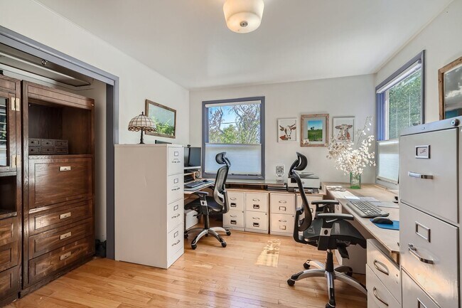 Building Photo - Beautiful 2 BDR Gate to the Foothills - Walkable to Chautauqua