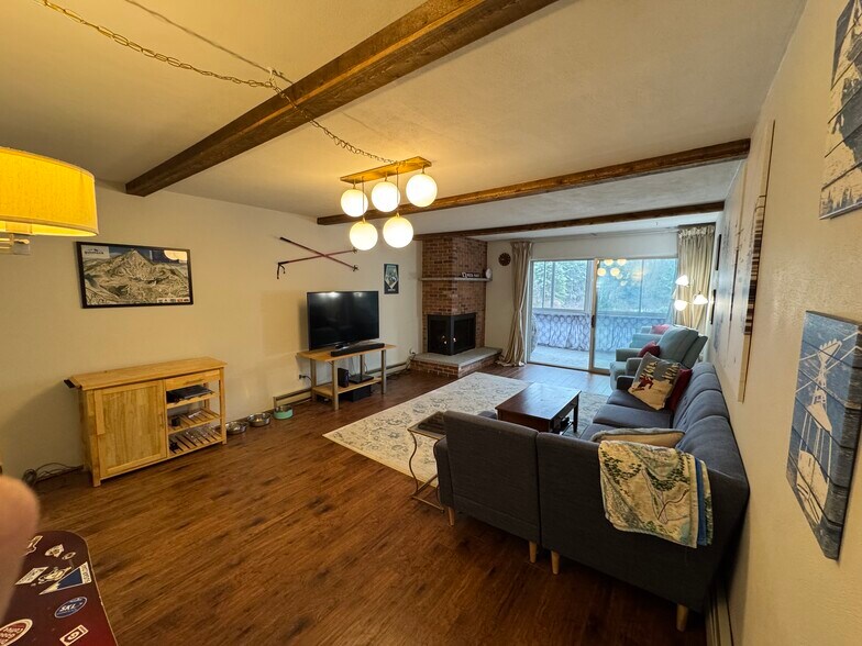 Building Photo - 663 Cherry Valley Rd