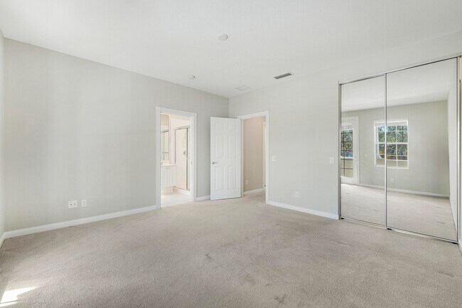 Building Photo - 1685 Jeaga Dr