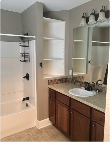 Bathroom - 1233 46th St