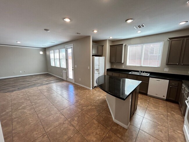 Building Photo - Beautiful 4/Bed/3Bath/2Car Two-Story Home with Loft and Office in Providence!