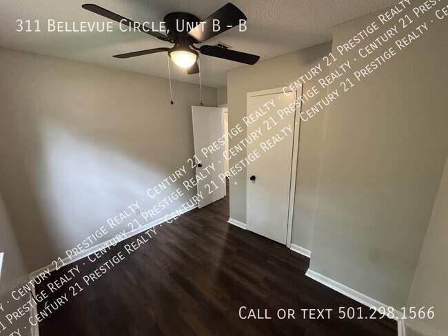 Building Photo - 311 Bellevue Cir