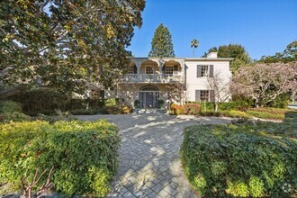 Building Photo - Charming Single Family Home in Palo Alto A...