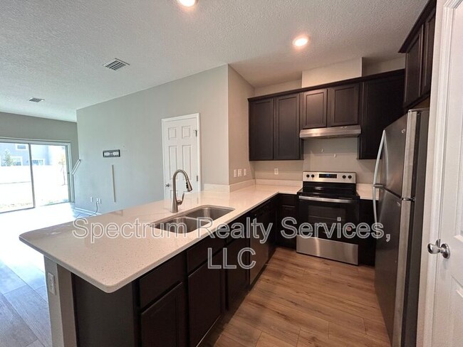 Building Photo - 9798 Fiddleback Ln