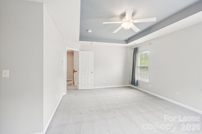 Building Photo - 14417 Laurel Tree Ln