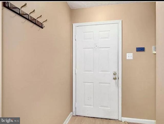 Building Photo - 1302 Sugarwood Cir