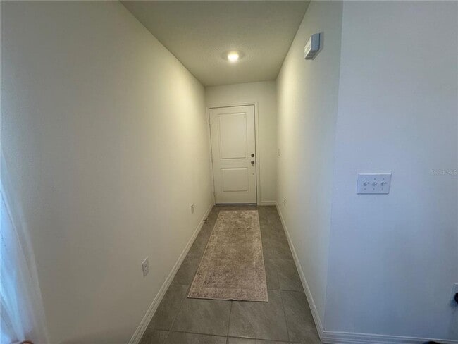 Building Photo - 922 Birch Dr