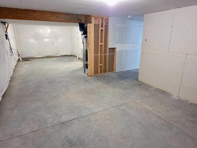 Building Photo - 2511 NW 44th St