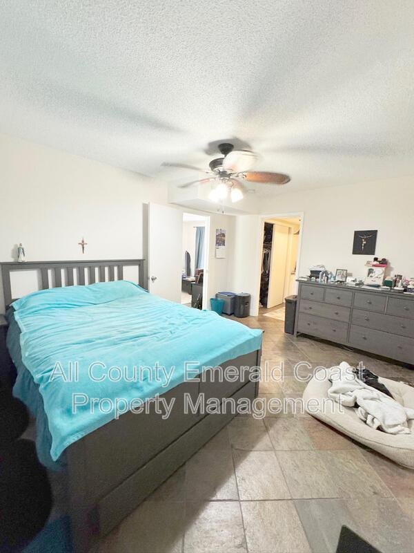 Building Photo - 105 Country Club Dr