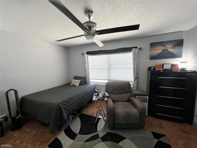 Building Photo - 3 br, 2 bath House - 189 La Paz Drive