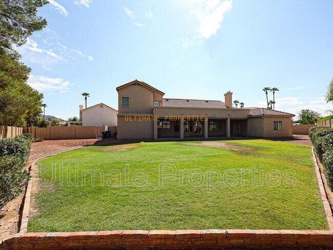 Building Photo - 10033 N 55th Pl