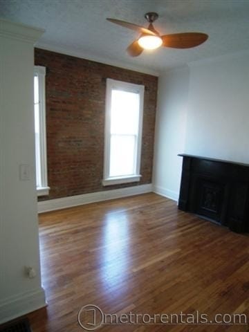 Building Photo - 111 E Blenkner St