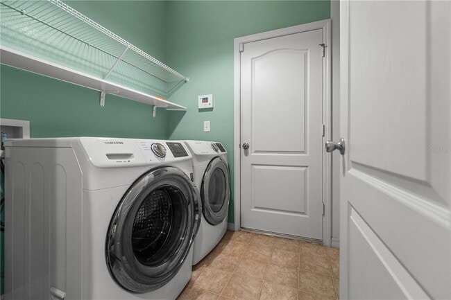 Building Photo - 2813 Shelburne Way