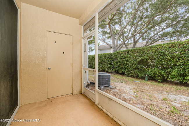 Building Photo - 1382 Hampton Park Ln