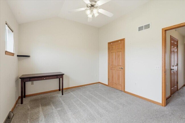 Building Photo - 3805 Design Pass