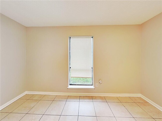 Building Photo - 1289 Knoll Ct NW