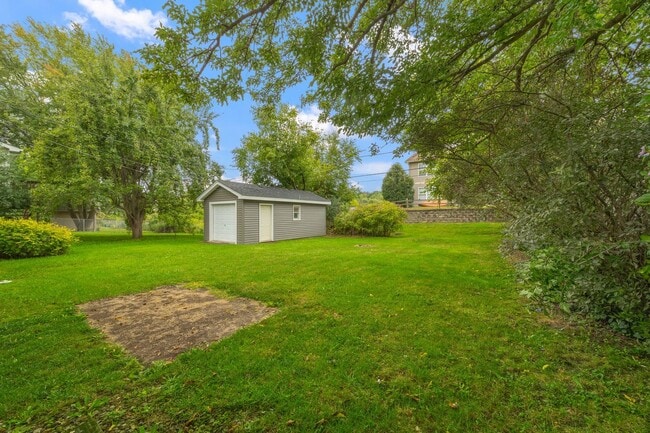 Building Photo - 1112 Villa Vista Dr