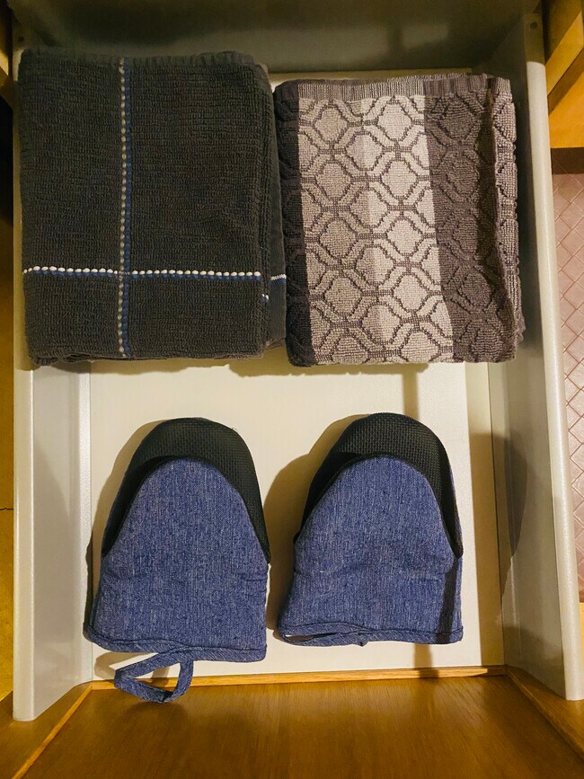 Building Photo - 1477 St Paul St