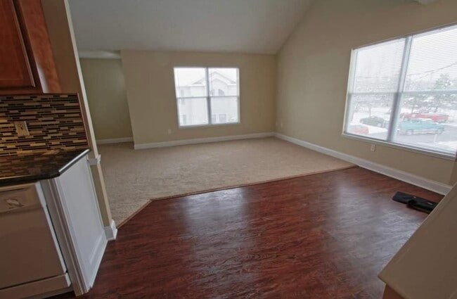 Building Photo - 3278 Millersport Hwy