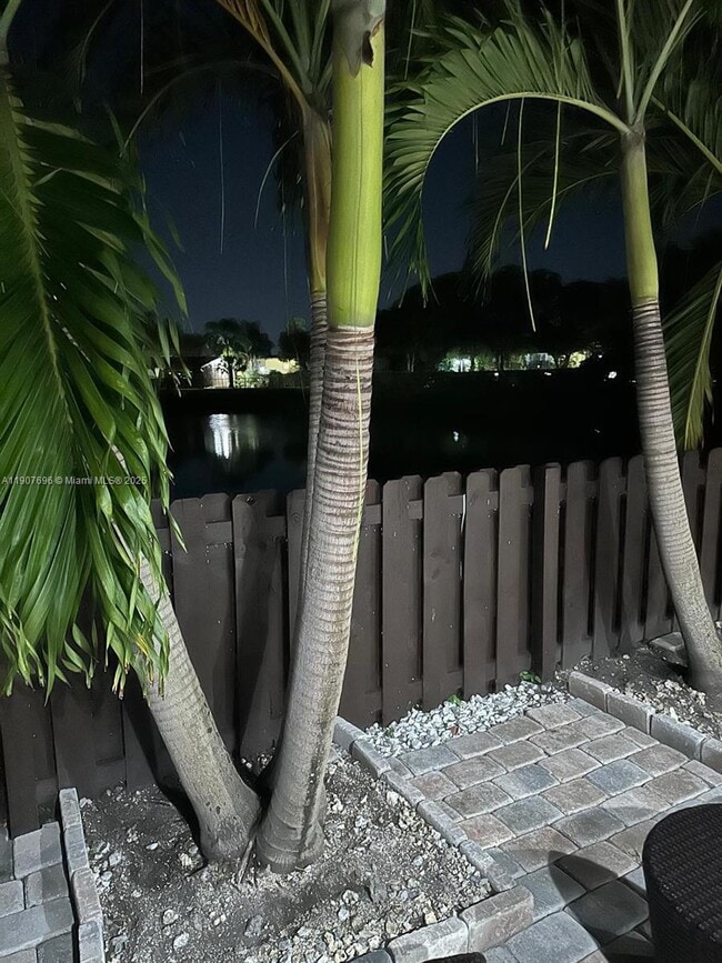 Building Photo - 15304 SW 81st Ln