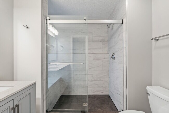 Building Photo - 8815 Brucewood Ln