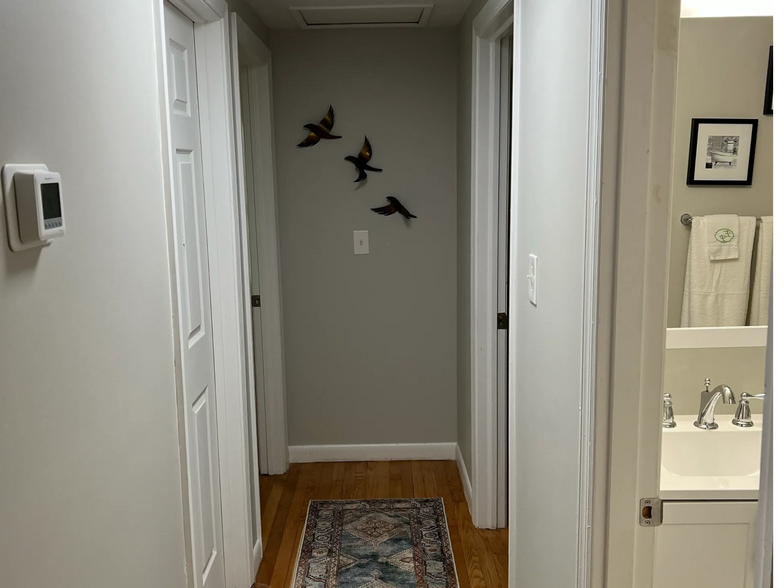 Building Photo - 32 Pine Grove Ave