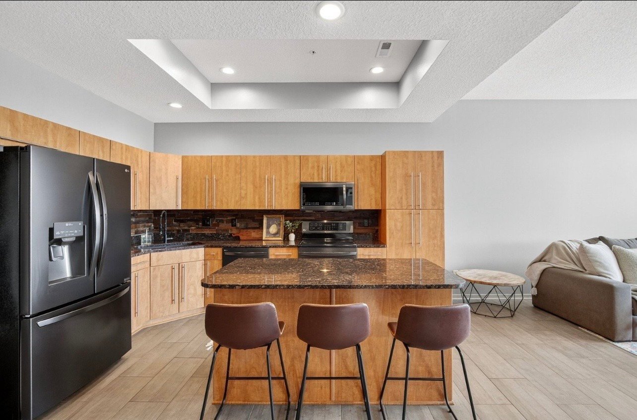 Building Photo - 640 S 50th St