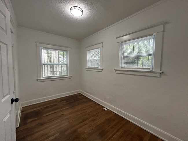 Building Photo - 4010 Bellefontaine Ave