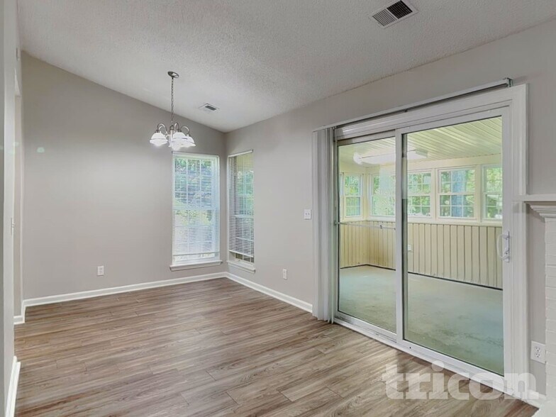 Building Photo - 8701 Brookstead Dr