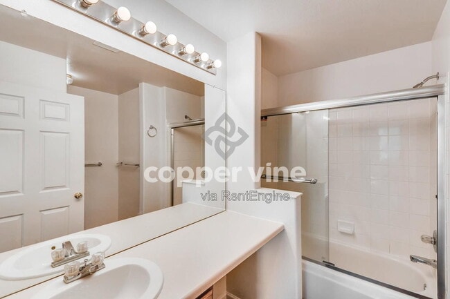 Building Photo - 12953 Lafayette St