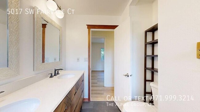 Building Photo - 5017 SW Fairvale Ct