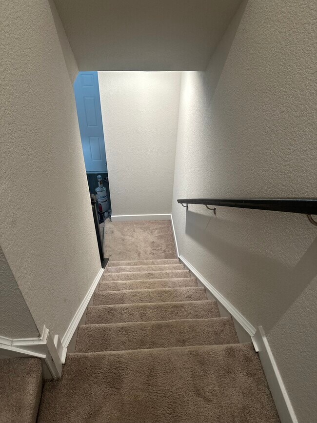 Stair 1 - 225 Brittlebrush Dr