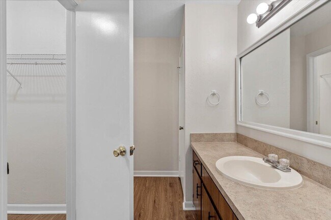 Building Photo - 3208 Ginger Dr