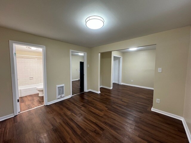 Building Photo - 4321 Bruhin Rd