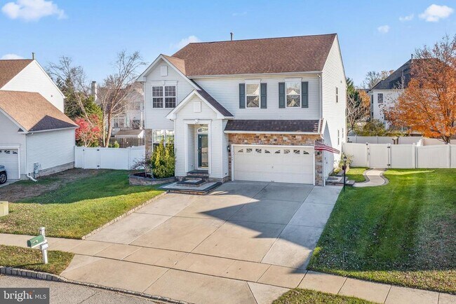 Building Photo - 109 Holly Dr