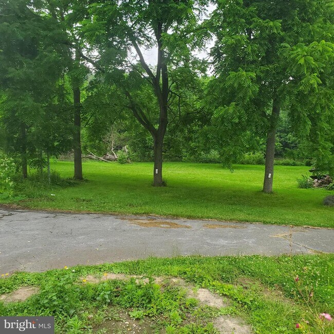 Building Photo - 12512 Stone Bridge Dr