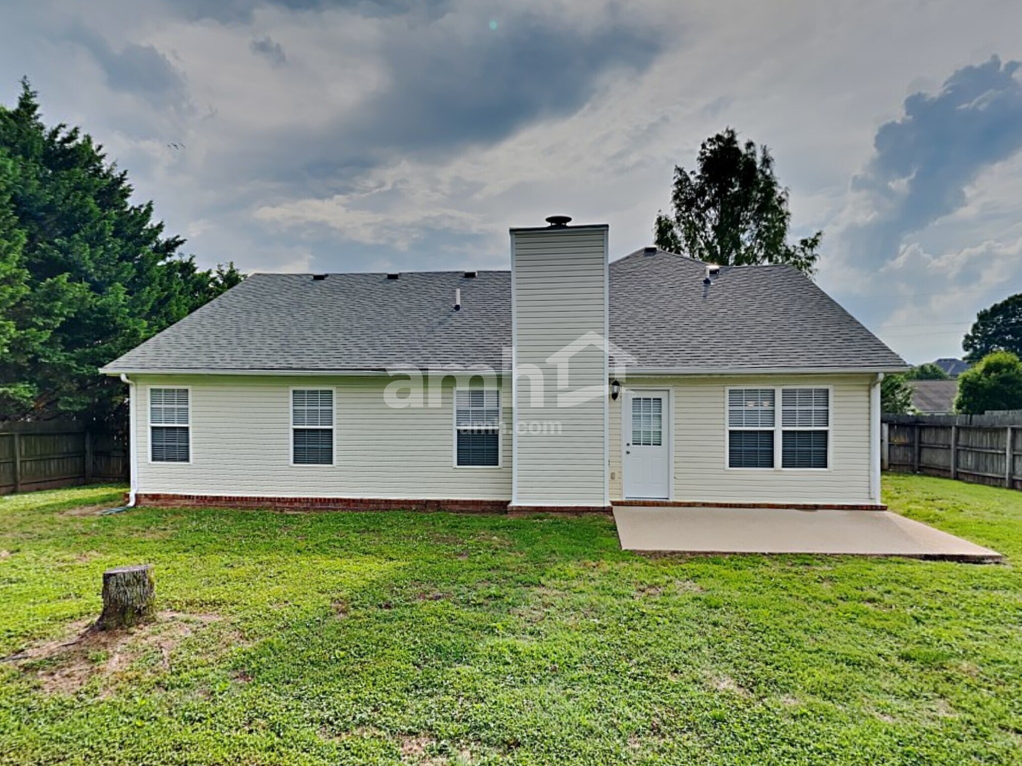 Building Photo - 1856 Portview Dr