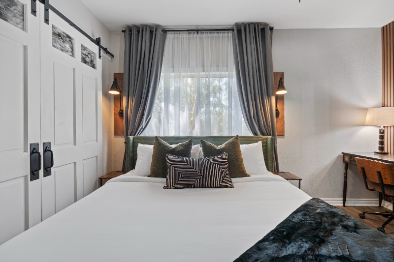 Building Photo - 26947 Hillsborough Pkwy