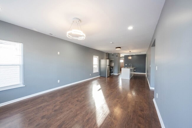 Building Photo - "Spacious 3-Bedroom Duplex on East Washington Street with 3 Full Baths – Ideal Living in Indianap...