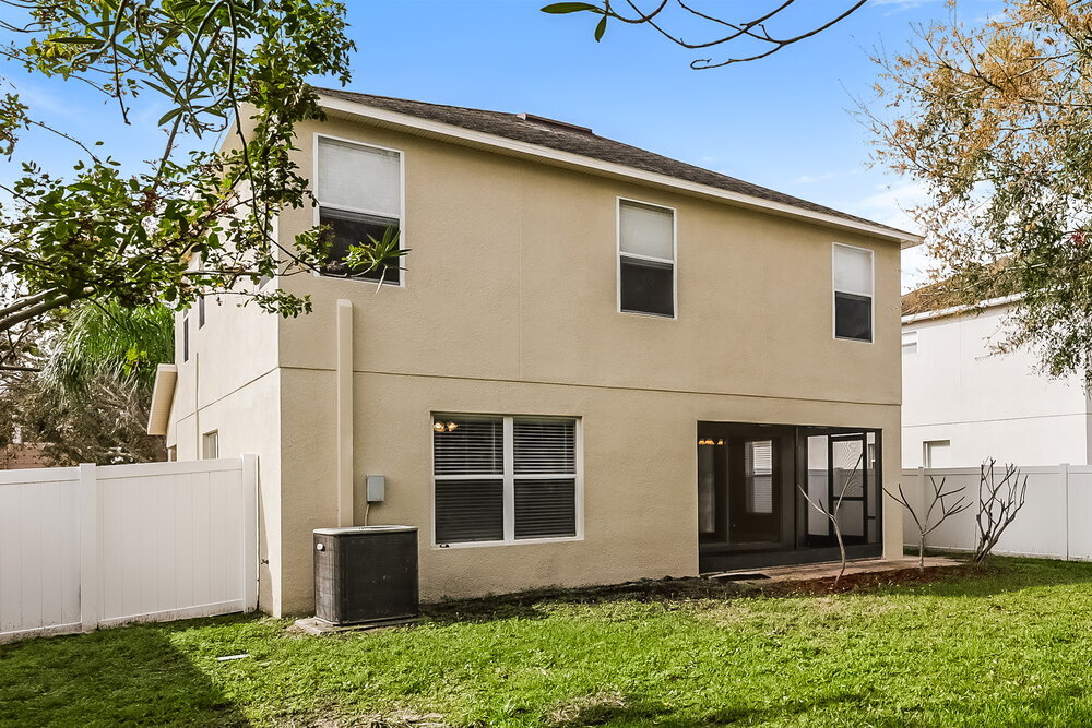 Building Photo - 10721 Shady Preserve Dr