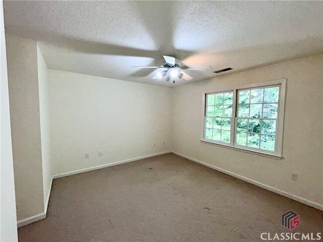 Building Photo - 120 Cedar Springs Pl