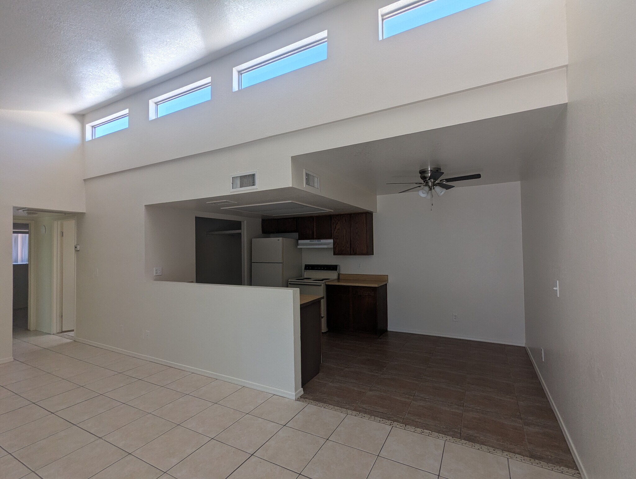 Building Photo - 1477 E 27th Ave